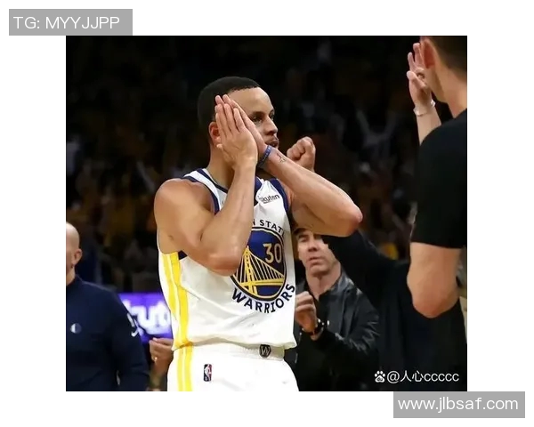 勇士客场大胜猛龙，库里再现神级表现豪取30+得分