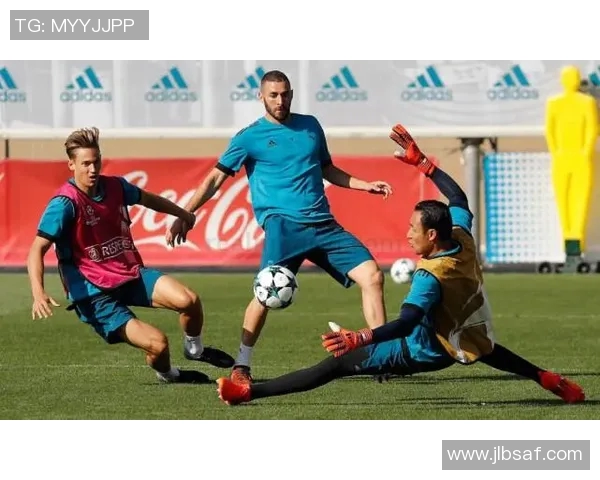 沙特豪门挥金如土本泽马坎特或联手打造吉达欧冠梦之队 沙特豪门挥金如土本泽马坎特或联手打造吉达欧冠梦之队