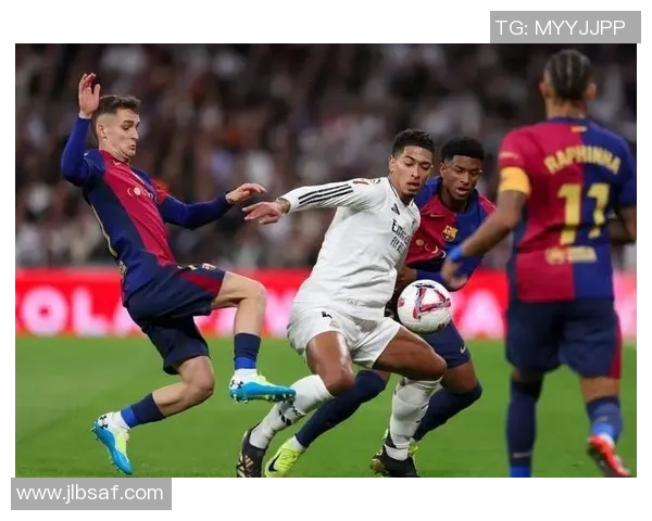 精彩纷呈的十一届体彩杯足球比赛直播盛况回顾与精彩瞬间分享 精彩纷呈的十一届体彩杯足球比赛直播盛况回顾与精彩瞬间分享